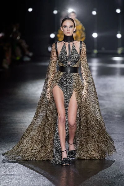 Look 35